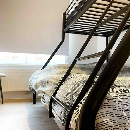 Luxury 2 Bedroom In The Heart Of