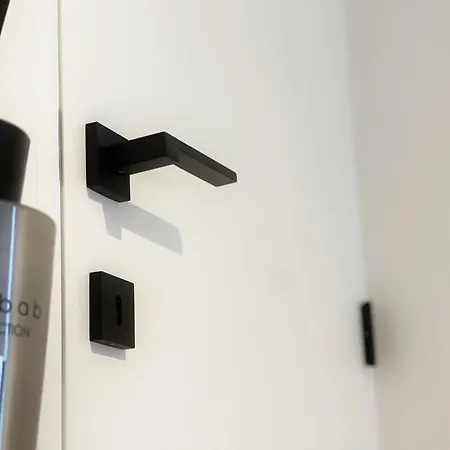 Luxury 2 Bedroom In The Heart Of *