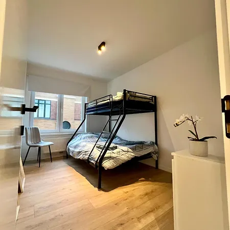 Luxury 2 Bedroom In The Heart Of Lejlighed Oostende