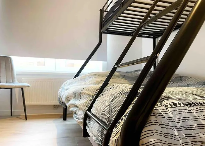 Luxury 2 Bedroom In The Heart Of