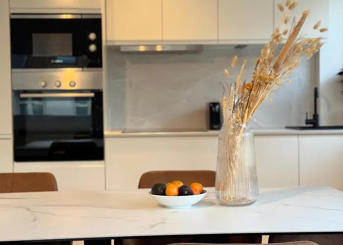 Luxury 2 Bedroom In The Heart Of